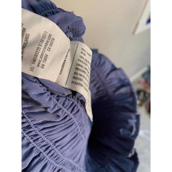 NWT Abercrombie & Fitch Blue Smocked Off Shoulder Crop atop Size Small - Picture 8 of 8
